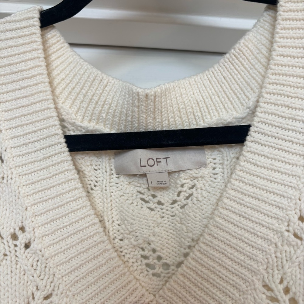 LOFT Cream Pointelle Knit Sweater Vest Women’s Size L - Picture 2 of 5